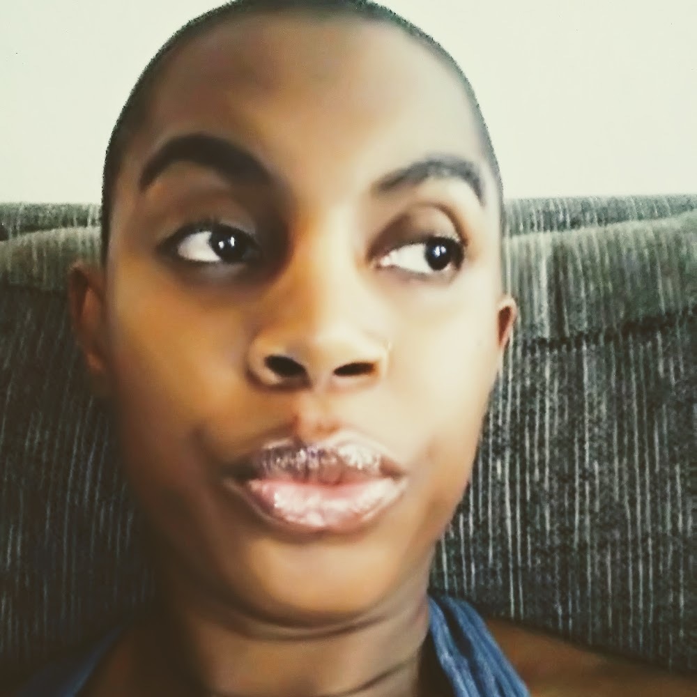 Meet your Posher, Latasha